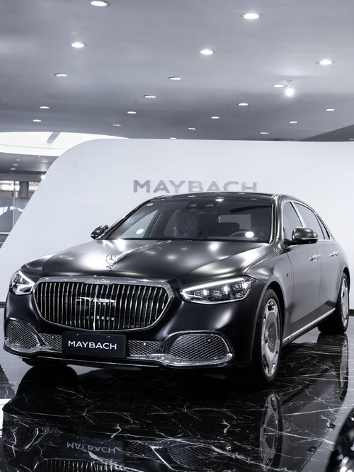 惠州327岚图汽车的售后服务让用户无忧出行，迈巴赫未来的豪华车趋势